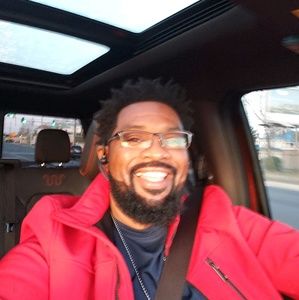 Meet your Posher, Kenneth